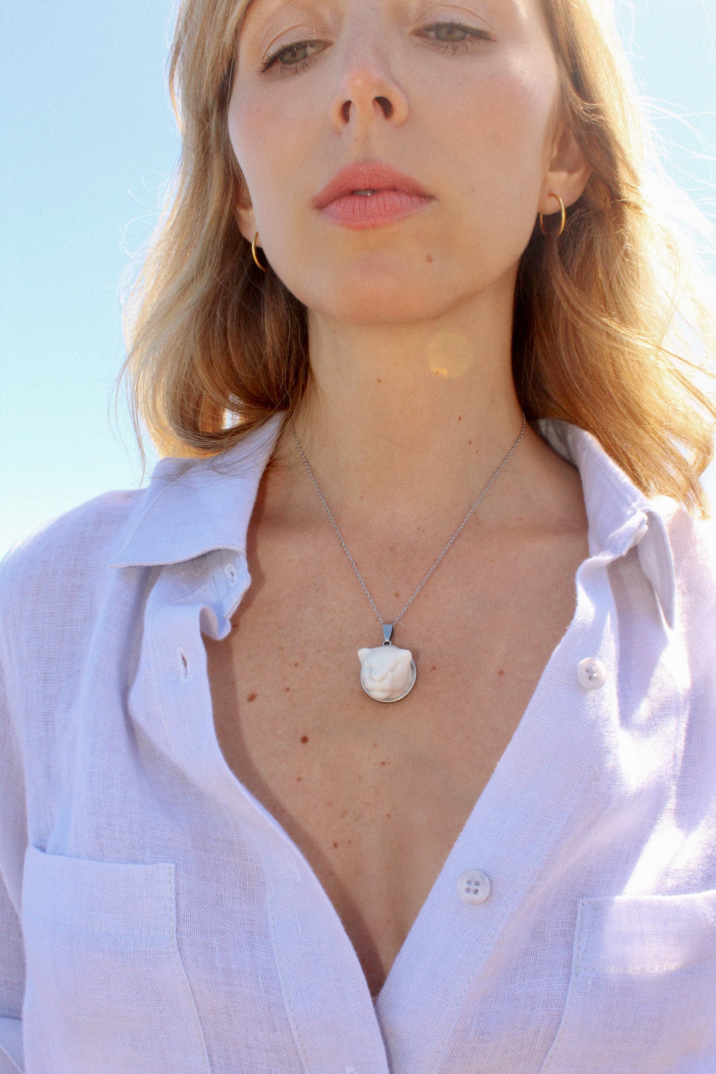 Collar colgante Cleo blanco