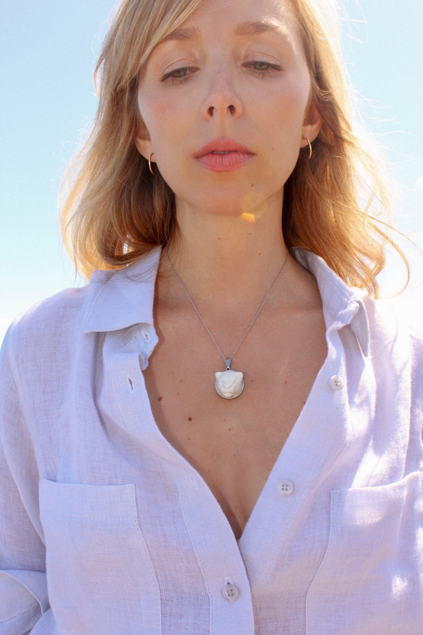 Collar colgante Cleo blanco