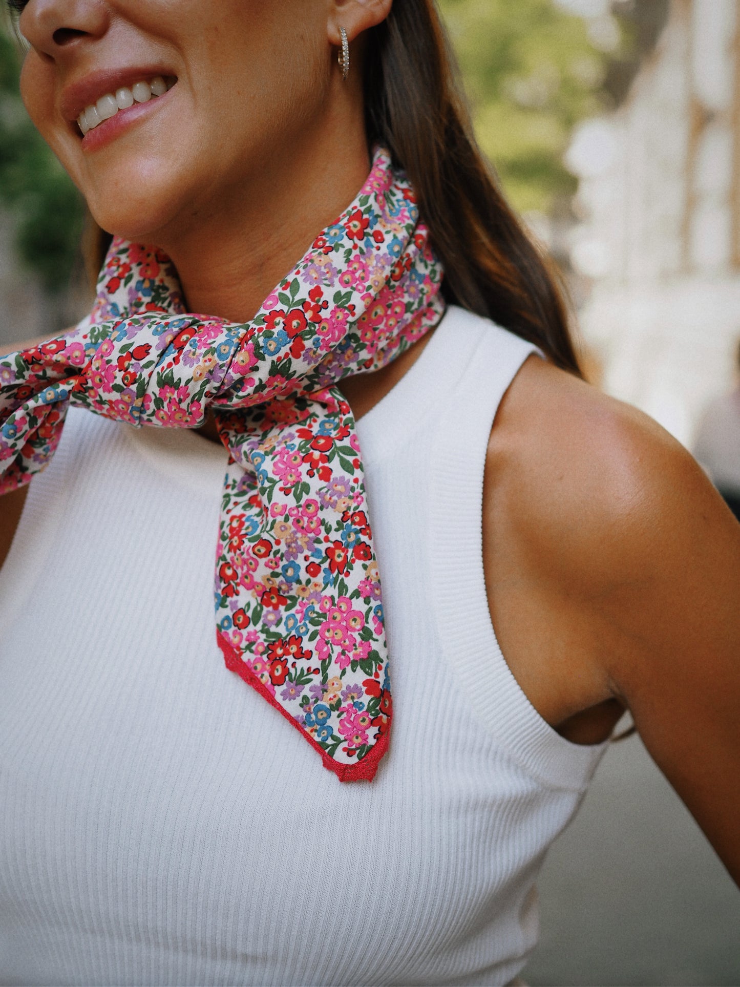 Belle scarf red