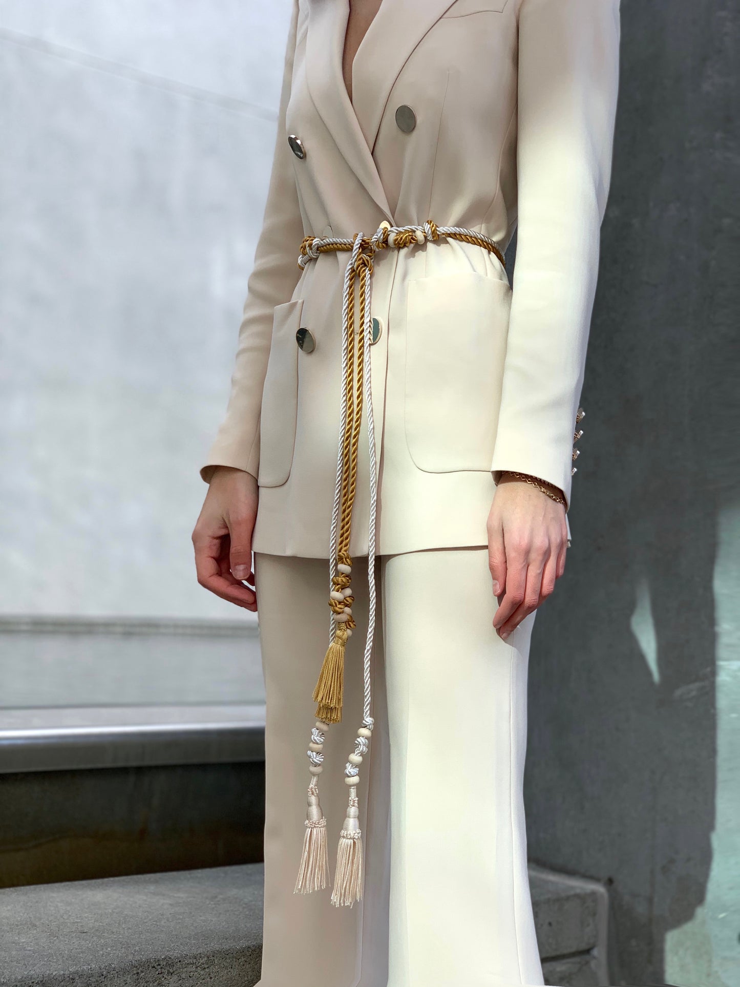 Ann belt gold