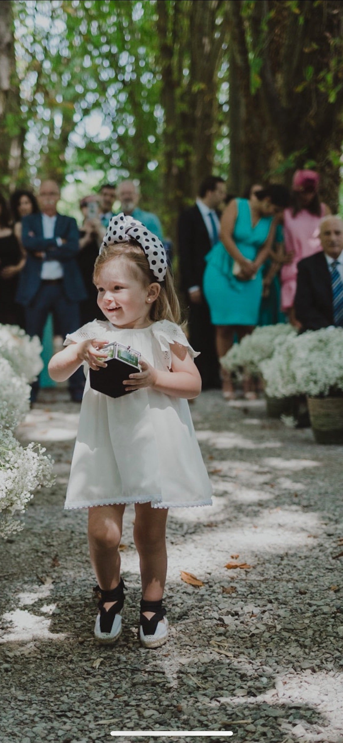 Diadema Leonor lunares