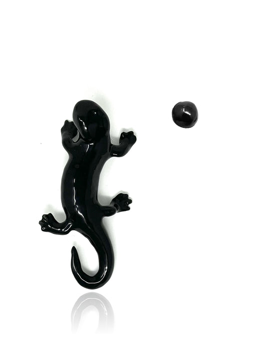 Salamandra earrings black